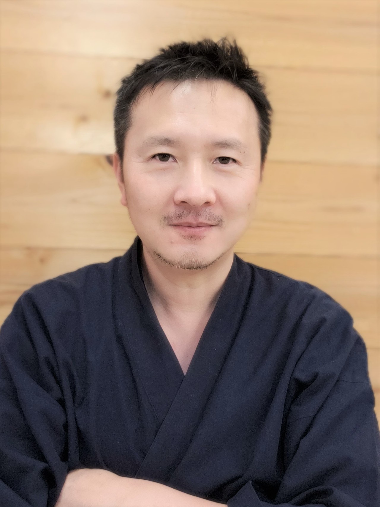 プロフィール